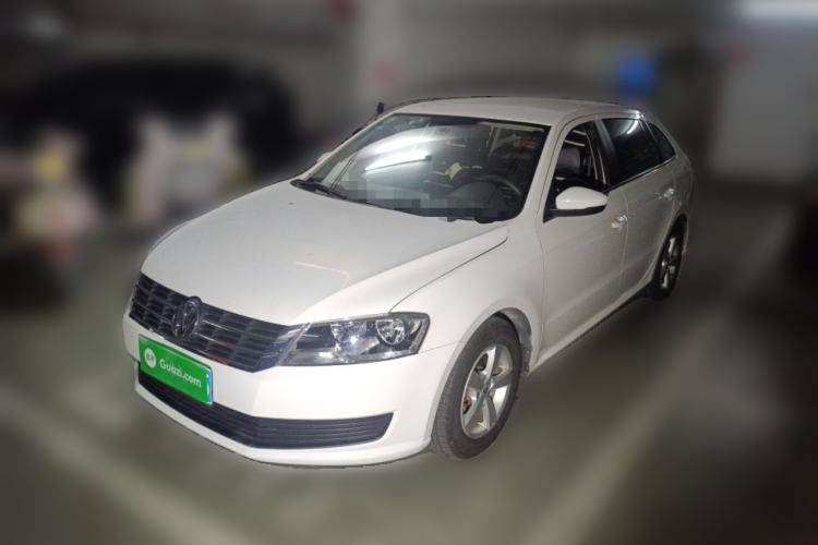 Used Volkswagen Gran Lavida 2013 1.6L Automatic Fashion Model