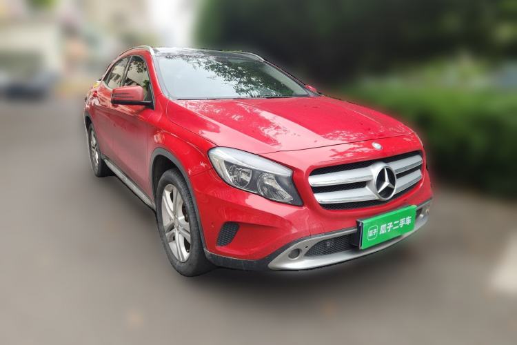 Used Mercedes-Benz GLA 2016 GLA 200 Sport Edition Front Right 45 Deg