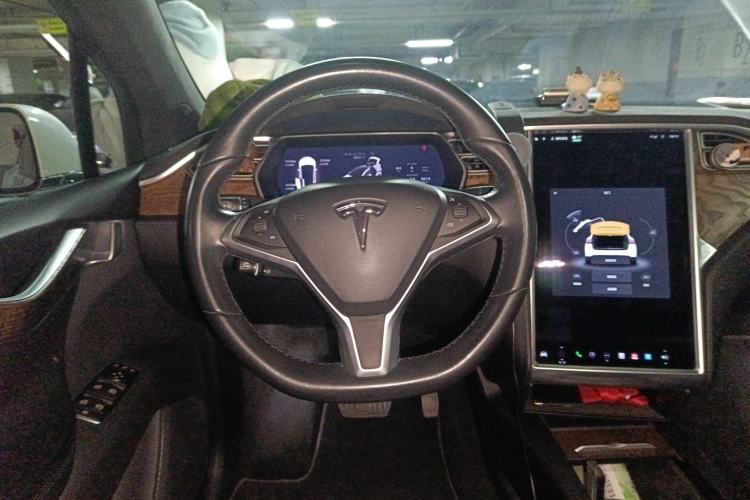 Used Tesla Model X 2016 X 90D
