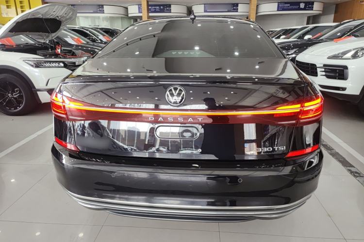 Used Volkswagen Passat 2022 330TSI Starry Elite Edition
