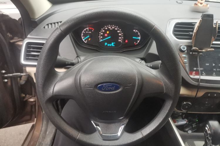 Used Ford Escort 2015 1.5L Automatic Comfort Edition Steering Wheel