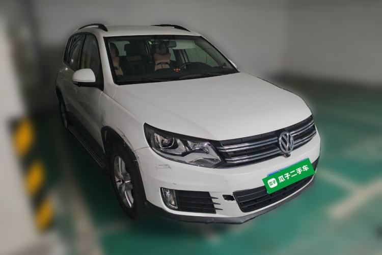 Used Volkswagen Tiguan 2015 1.8TSI Automatic Two-Wheel Drive Trend Edition Front Right 45 Deg