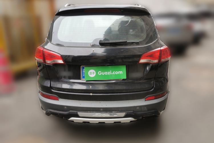 Used Zotye Domy X5 2015 1.5T CVT ZhiXian Model China IV Standard
