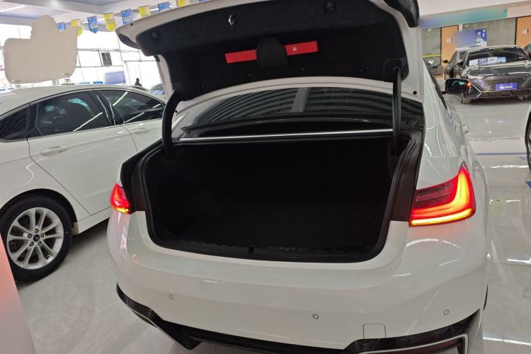 Used BMW i3 2024 eDrive 35 L