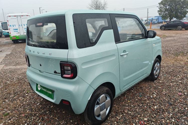 Used Geely Galaxy Panda 2024 Panda Mini 200km Endurance Bear
