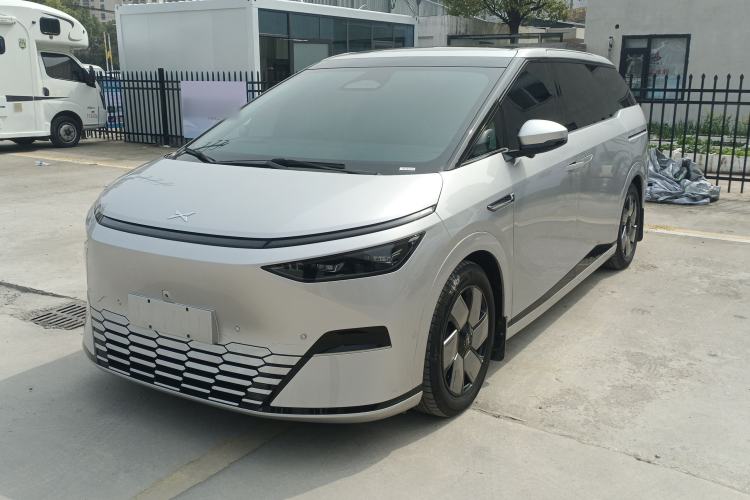 Used XPeng X9 2024 702 Ultra-Long Range Pro