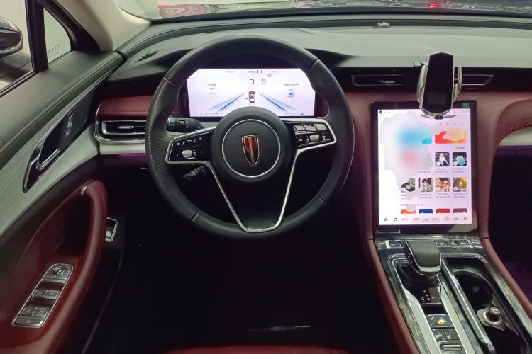 Used Hongqi H5 2025 2.0T Automatic Flag Edition – 500 000 Units Commemorative Version Steering Wheel