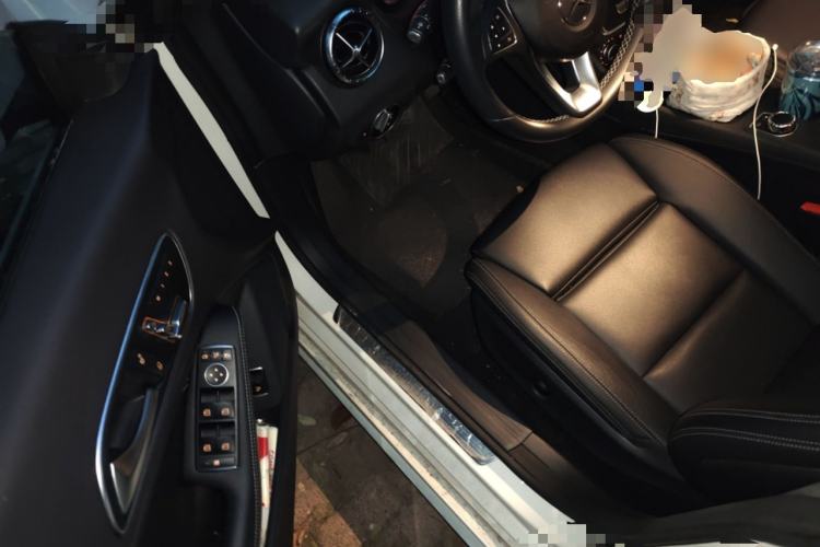 Used Mercedes-Benz CLA 2016 Facelifted CLA 200 Stylish Edition Driver Seat