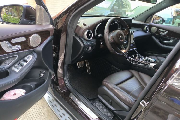 Used Mercedes-Benz GLC 2019 Facelift GLC 260 L 4MATIC Luxury Model