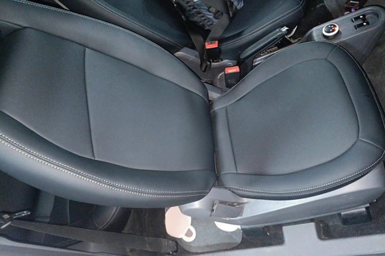 Used Wuling Hongguang MINIEV 2021 Macaron Sandwich Model 170 km Lithium Iron Phosphate