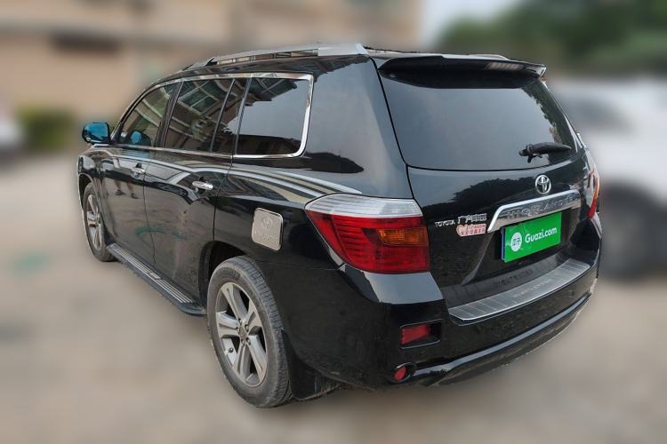 Used Toyota Highlander 2011 2.7L Two-Wheel Drive 7-Seater Luxury Edition
