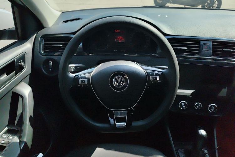 Used Volkswagen Santana 2019 1.5L Automatic Fashion Edition China VI Steering Wheel