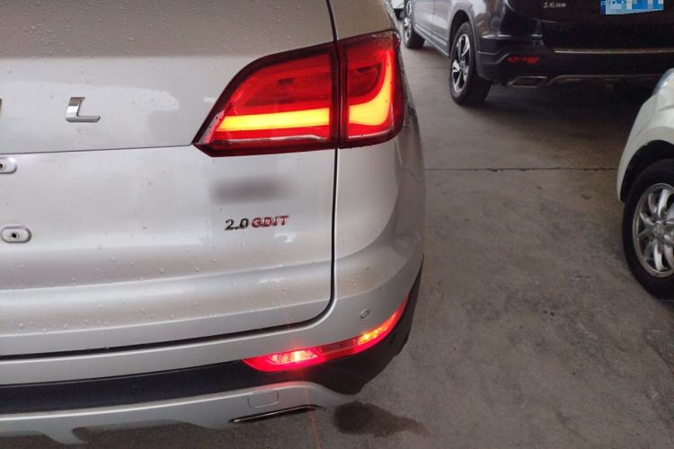 Used Haval H6 Coupe 2015 Blue Label 2.0T Automatic Two-Wheel Drive Elite Model
