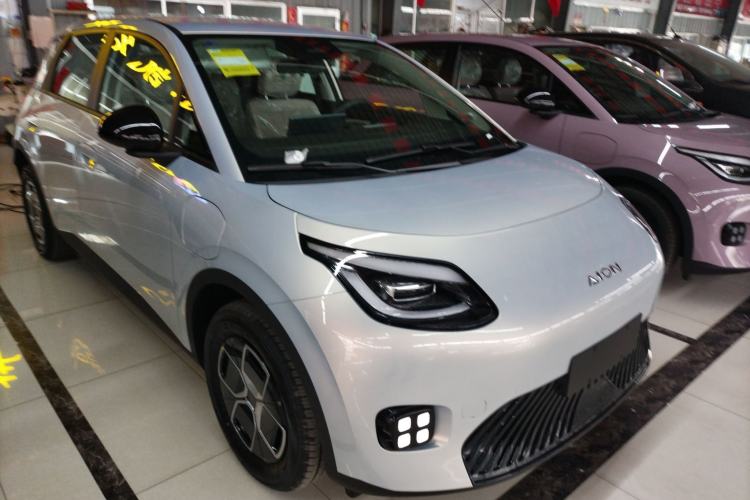 Used AION UT 2025 330 Starlight Edition