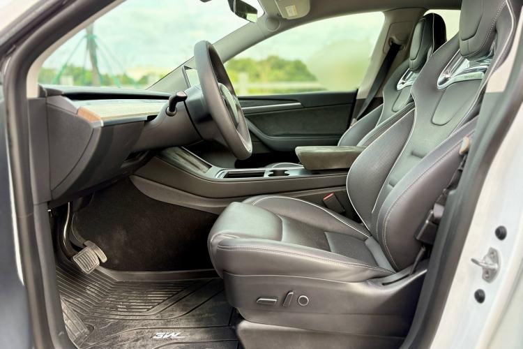 Used Tesla Model Y 2022 Revised Version Long-Range All-Wheel Drive
