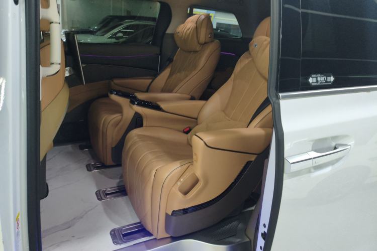 Used Denza D9 2022 DM-i 970 Four-Wheel Drive Flagship Model