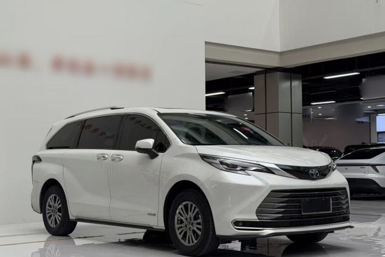 Used Toyota SIENNA 2021 2.5L Hybrid Premium Edition