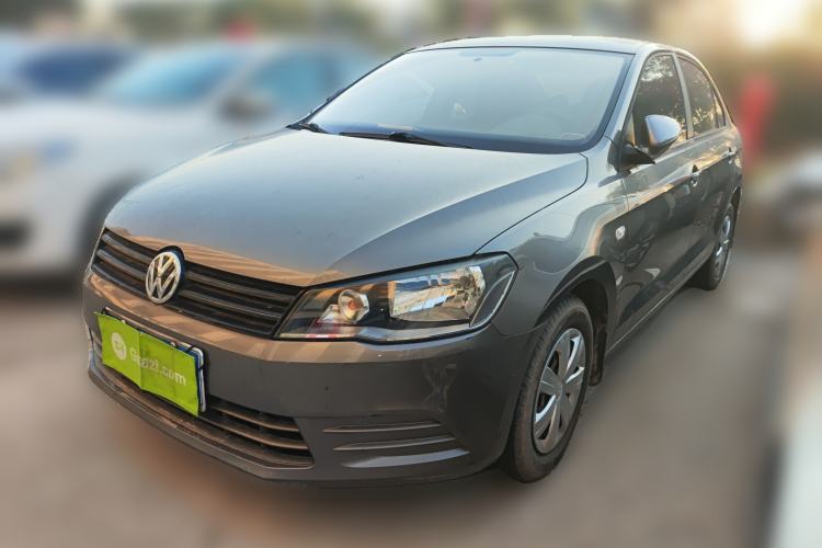 Used Volkswagen Jetta 2013 1.6L Manual Fashion Edition