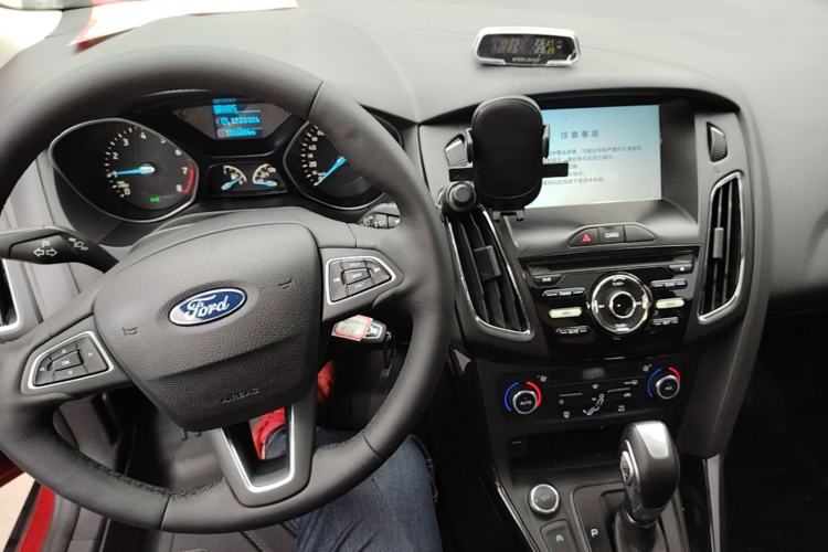 Used Ford Focus 2017 Hatchback EcoBoost 125 Automatic - Ultra-Powerful Style Edition with Smart Drive Features
