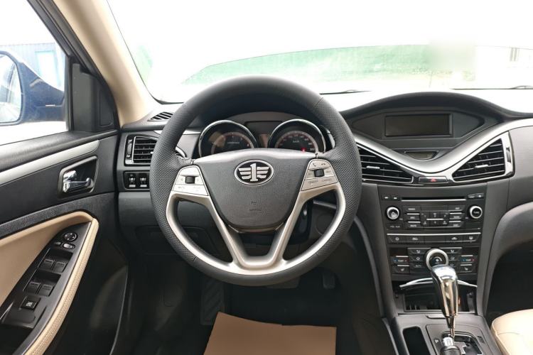 Used Bestune B70 2014 2.0L automatic luxury version