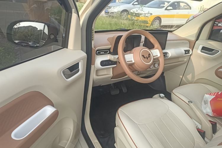 Used Wuling Hongguang MINIEV 2024 3rd Generation 215km Advanced Version