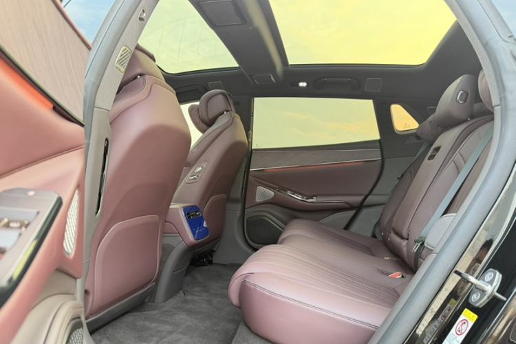 Used Denza Z9GT 2024 1100 Four-Wheel Drive Max Edition
