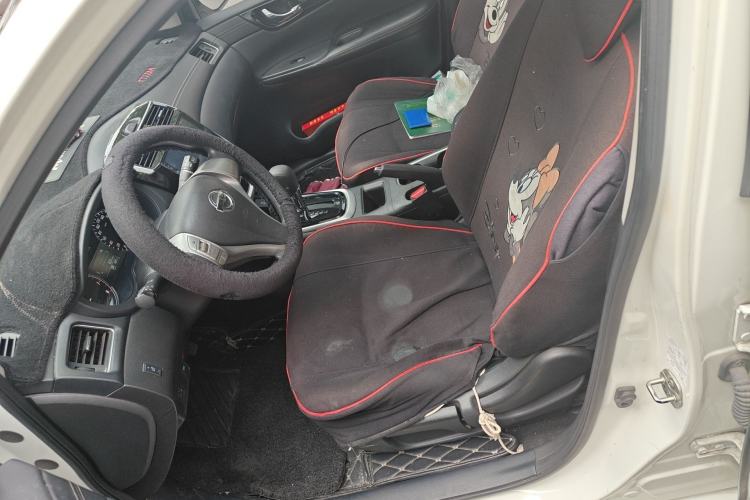 Used Nissan Tiida 2016 1.6L CVT Cool Dynamic Edition Left Front Seat