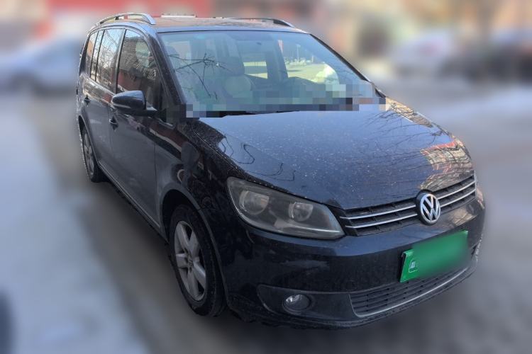 Used Volkswagen Touran 2011 1.4T DSG Zhiya Edition 5 Seats Front Right 45 Deg