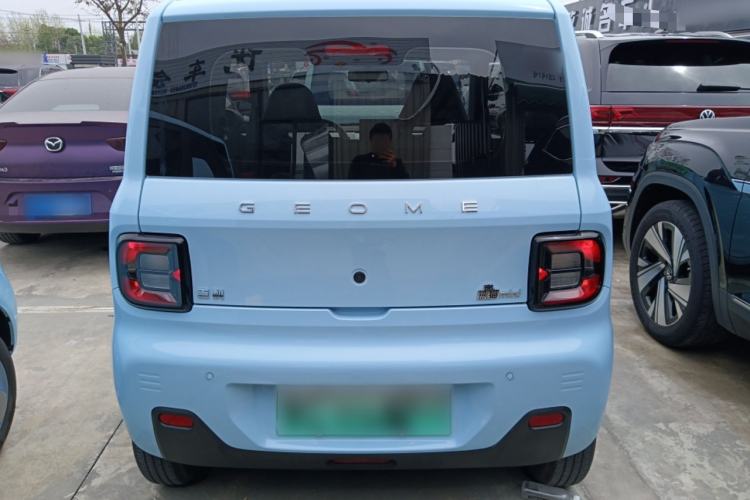 Used Geely Galaxy Panda 2023 Panda Mini 200km Endurance Bear
