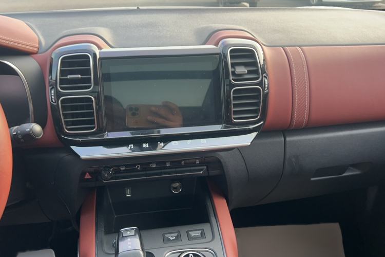 Used Citroen C5 AIRCROSS 2017 380THP Luxury Model Audio And AC Panel