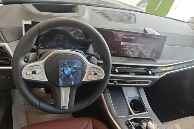 Used BMW X5 2025 Model, xDrive 30Li Prestige M Sport Night Package
