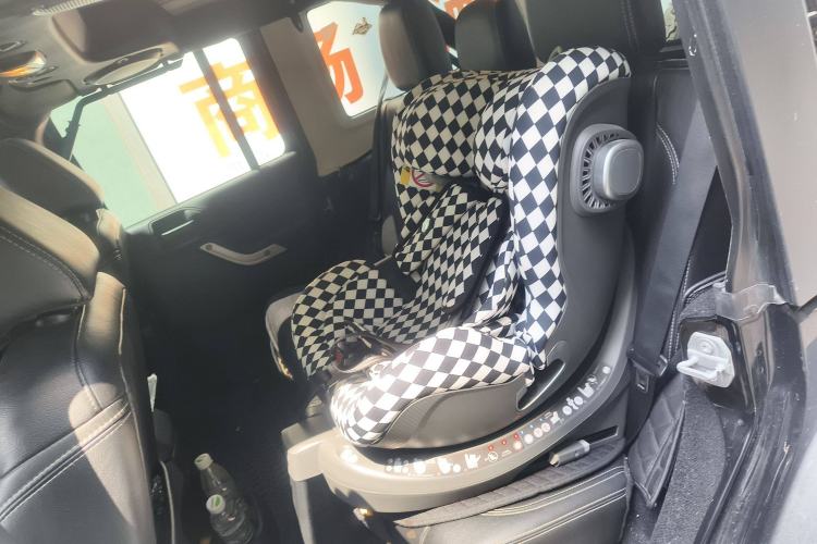 Used Jeep Wrangler 2015 3.6L Rubicon Four-Door Comfort Edition
