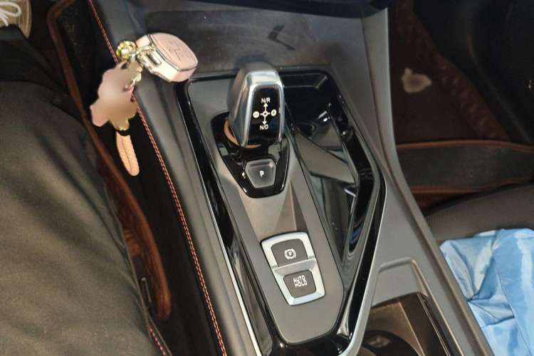 Used Lynk & Co 02 2022 1.5T DCT Shine Pro