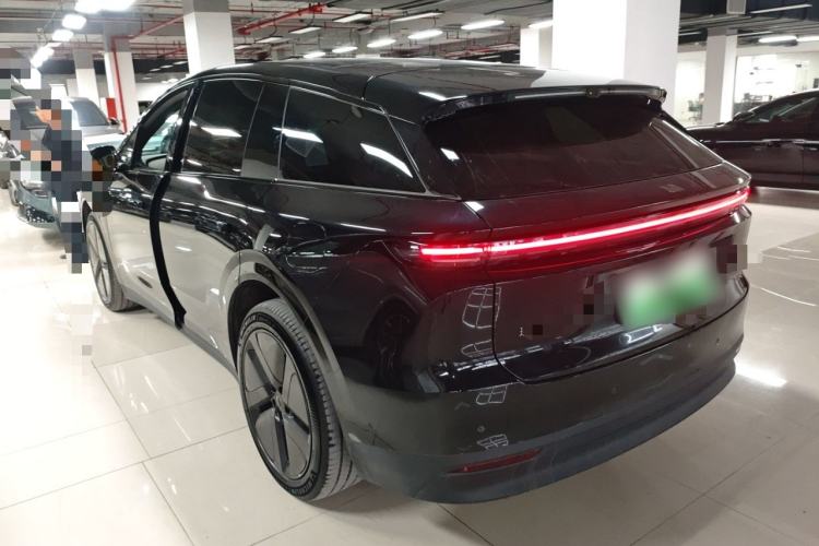 Used Li Auto i6 2025 Model Two-Wheel-Drive Standard Type