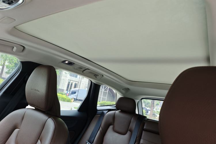 Used Volvo XC60 2020 T5 4x4 Smart Luxury Edition Headliner