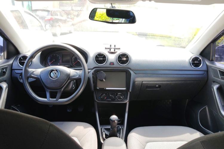 Used Volkswagen Jetta 2017 1.4L Manual Fashion Edition
