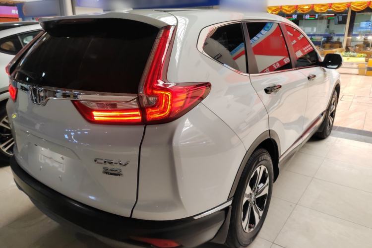 Used Honda CR-V 2017 240TURBO CVT Front-Wheel Drive Fashion Edition