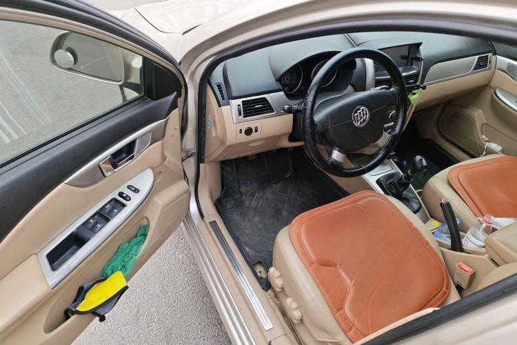 Used Buick Excelle 2013 1.5L Manual Classic Model