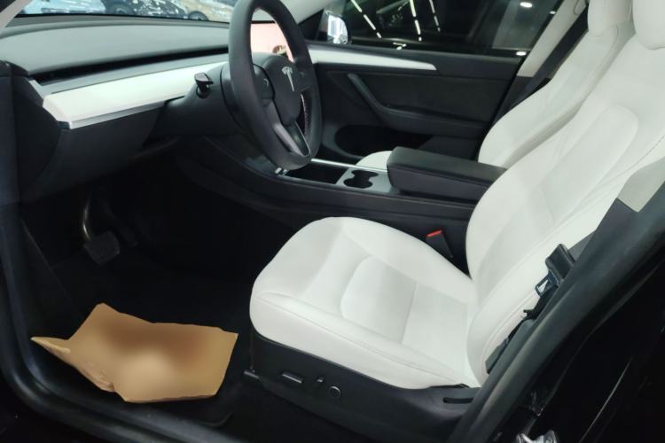 Used Tesla Model Y 2021 Long-Range All-Wheel-Drive Version 3D7