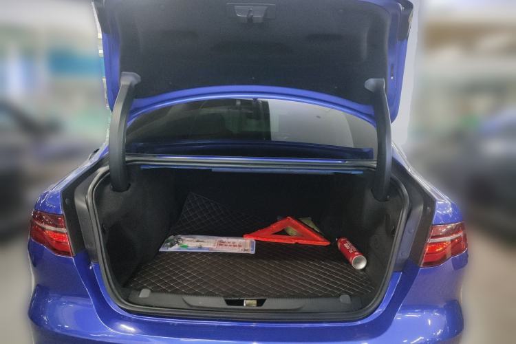 Used Jaguar XEL 2020 2.0T 200 PS S Advanced Elegance Edition
