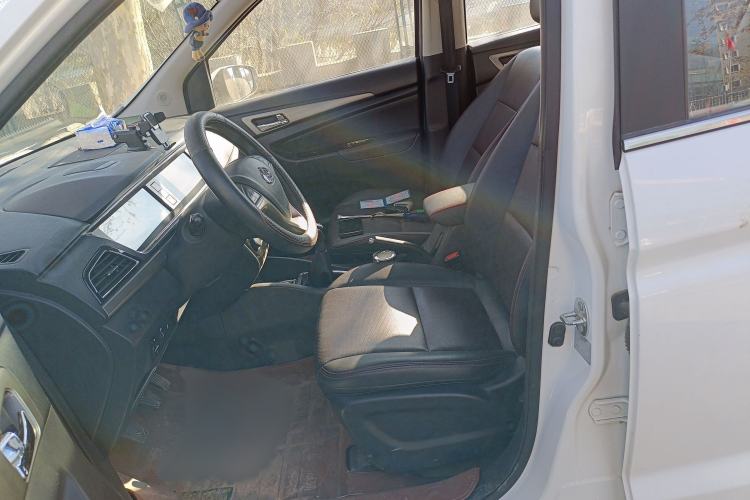 Used CHANGAN KAICHENG Oushang A600 2016 1.5L Manual Luxury 7-Seater
