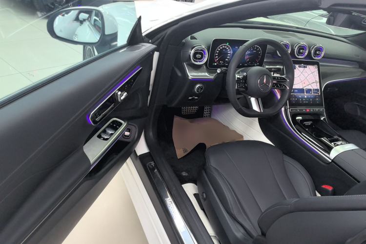 Used Mercedes-Benz CLE 2024 CLE 260 Convertible Coupe Driver Seat