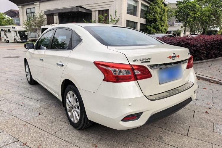 Used Nissan Sylphy 2024 Classic 1.6XL CVT Luxury Edition Exterior 9