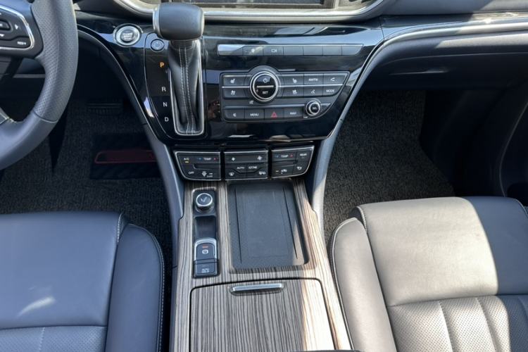 Used GAC Trumpchi M8 2019 320T Ultimate Edition
