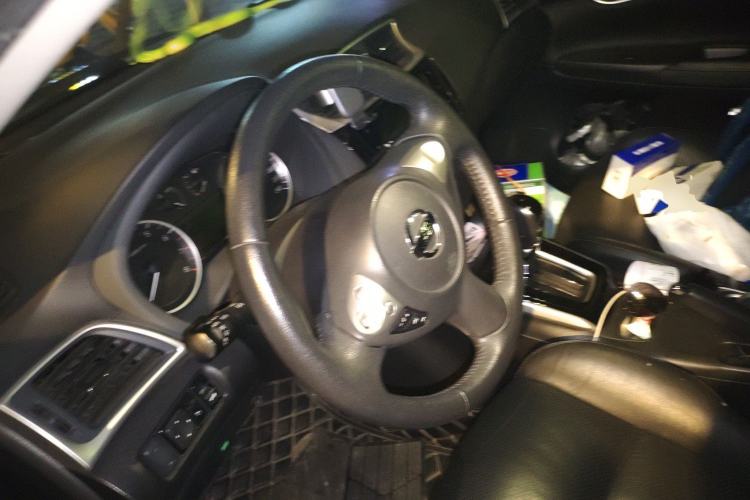 Used Nissan Sylphy 2019 1.6XV CVT Smart Connect Luxury Edition China VI Standard
