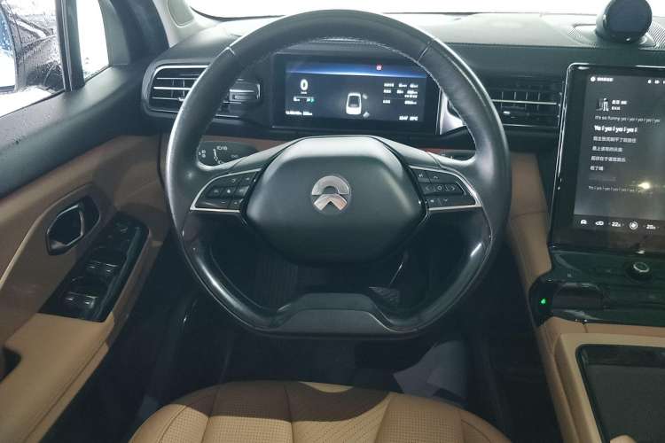 Used Nio ES8 2018 355 km Base Version 7-Seater Edition Steering Wheel