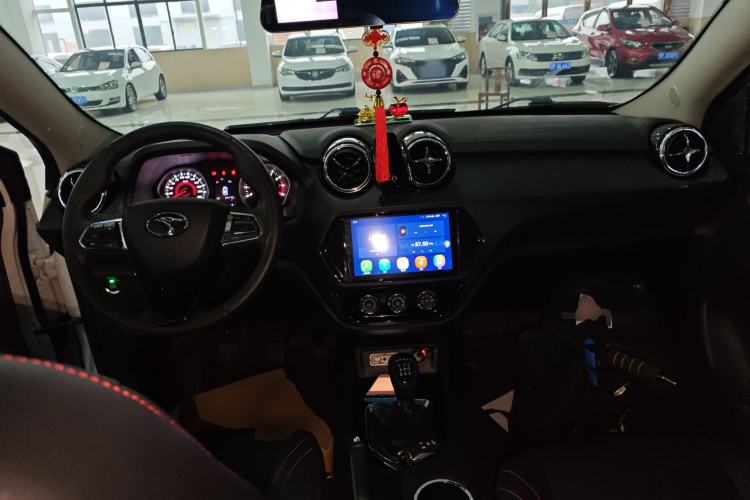 Used Soueast DX3 2018 1.5L Manual Luxury Model
