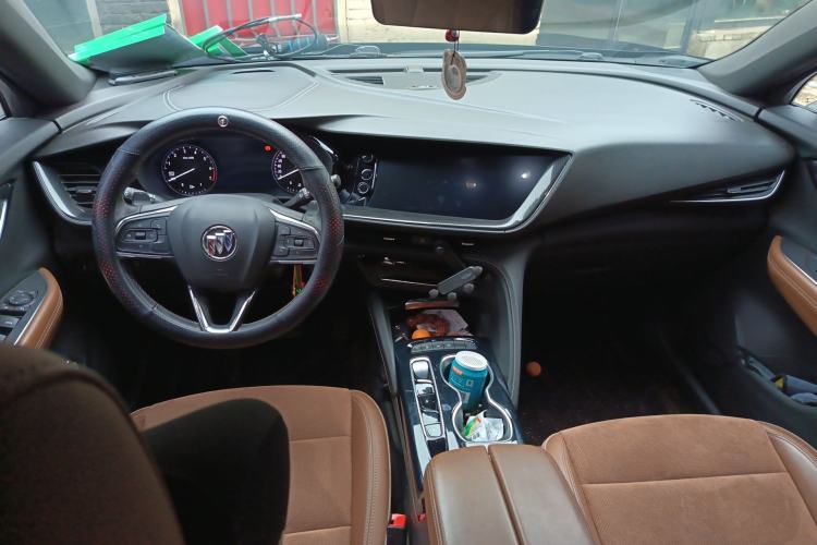 Used Buick Envision 2020 Encore S 652T Four-Wheel Drive Luxury Model Center Console