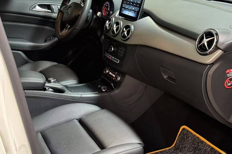 Used Mercedes-Benz B-Class 2017 B 200 Fashion Model