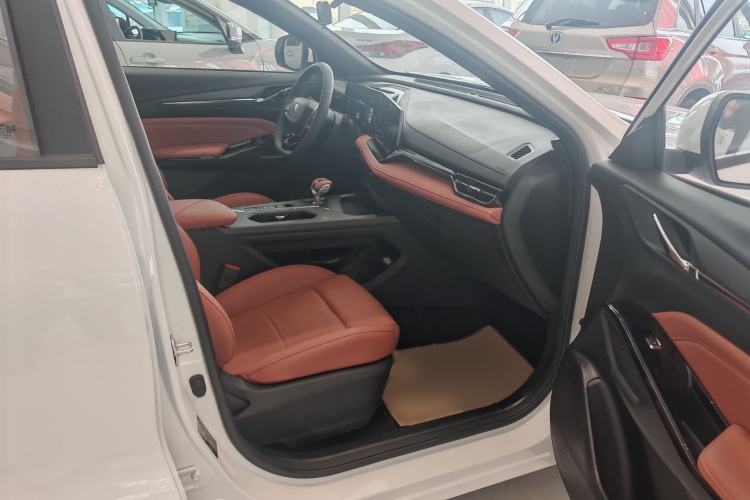 Used CHANGAN X5 PLUS 2026 Model, Second Generation, 1.5T Transcendence PRO
